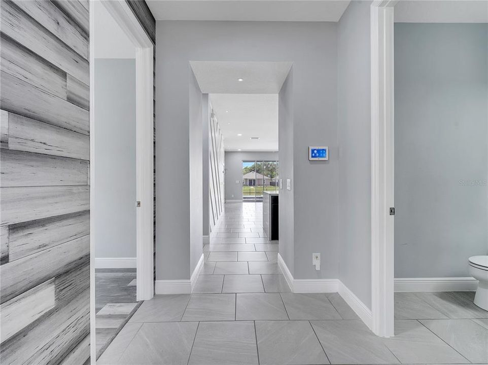 合同活跃: $544,999 (4 贝兹, 2 浴室, 2130 平方英尺)