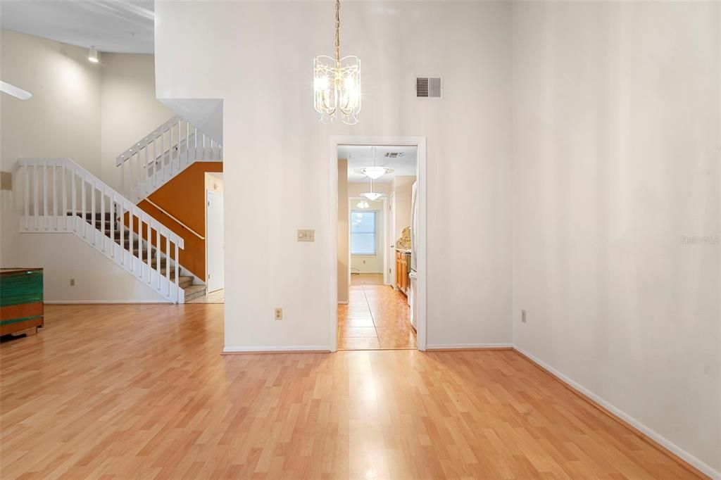 For Sale: $275,000 (3 beds, 2 baths, 1706 Square Feet)