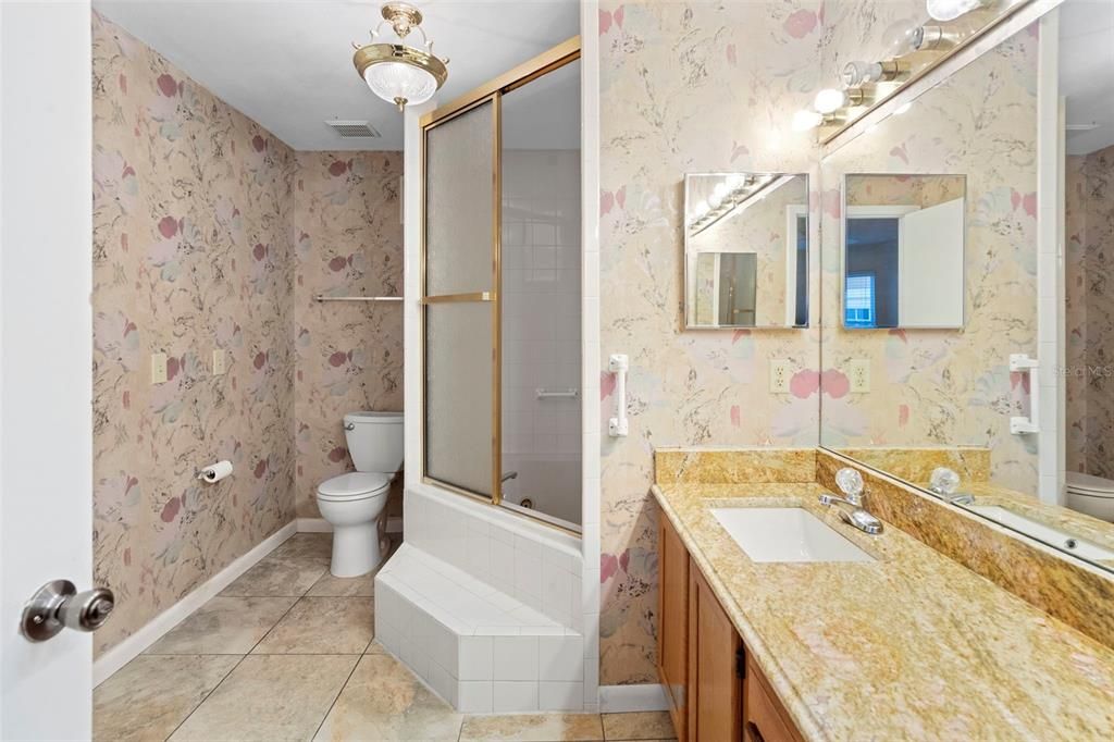 For Sale: $275,000 (3 beds, 2 baths, 1706 Square Feet)