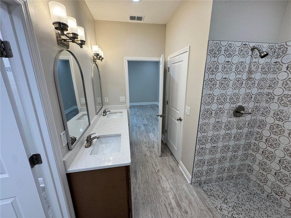 На продажу: $459,000 (4 спален, 3 ванн, 2280 Квадратных фут)