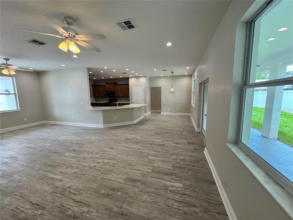 На продажу: $459,000 (4 спален, 3 ванн, 2280 Квадратных фут)