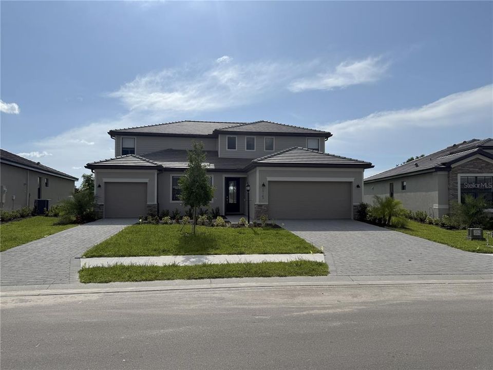 Grand Front of Home