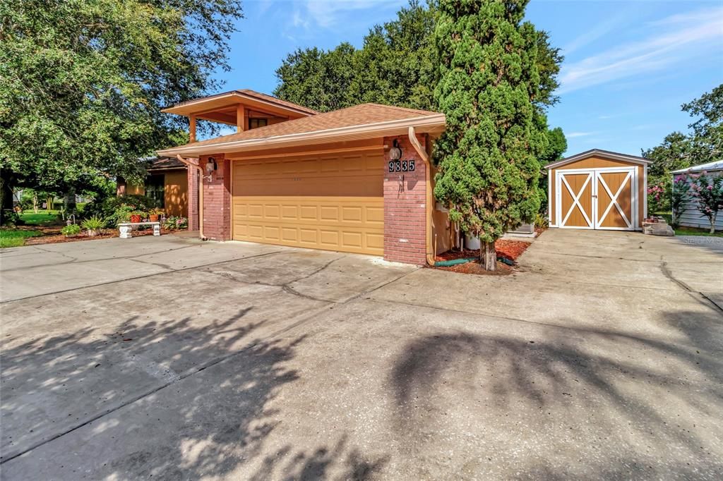 На продажу: $674,000 (3 спален, 2 ванн, 2035 Квадратных фут)