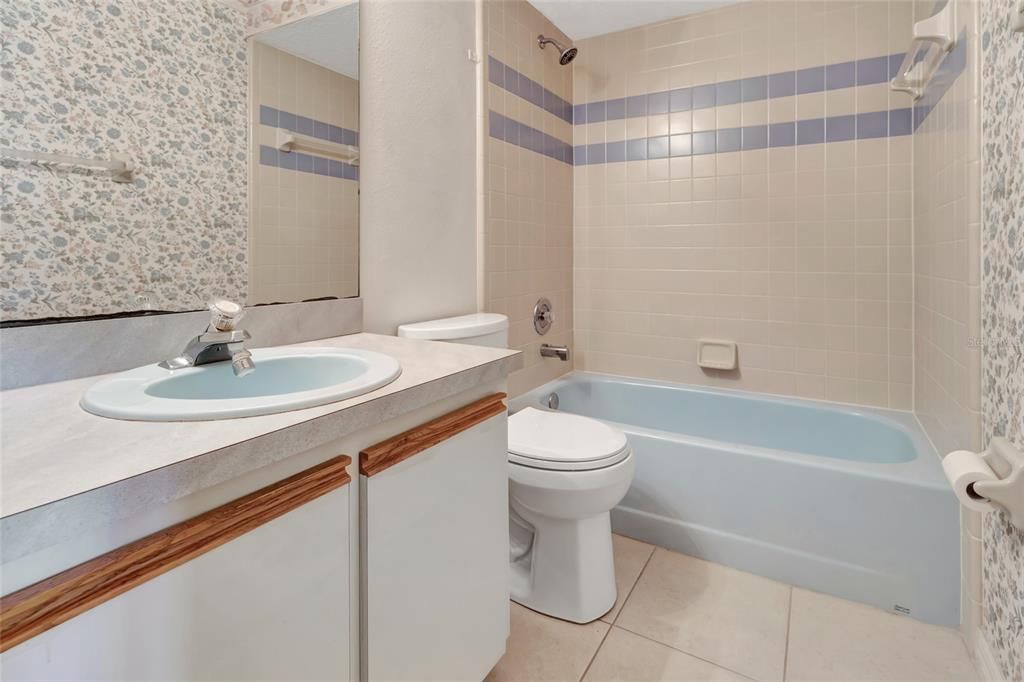 На продажу: $674,000 (3 спален, 2 ванн, 2035 Квадратных фут)