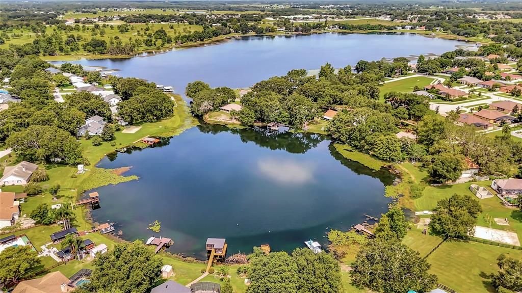 На продажу: $674,000 (3 спален, 2 ванн, 2035 Квадратных фут)