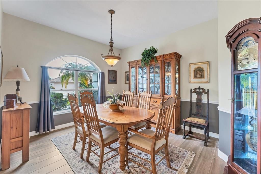 На продажу: $799,000 (4 спален, 3 ванн, 3076 Квадратных фут)