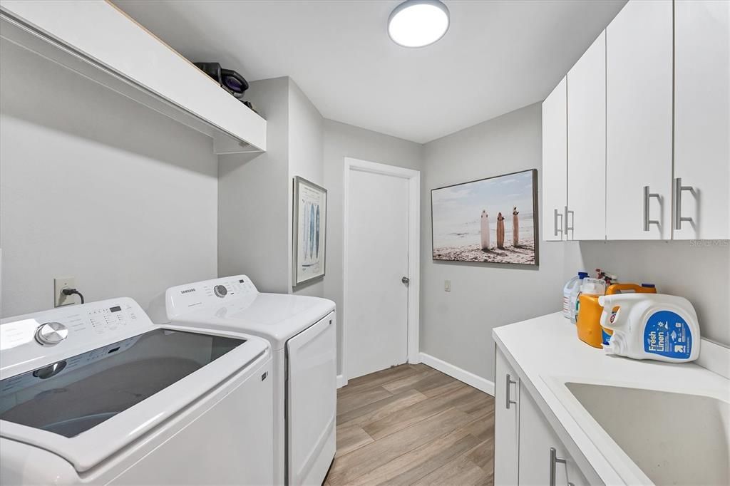 На продажу: $799,000 (4 спален, 3 ванн, 3076 Квадратных фут)