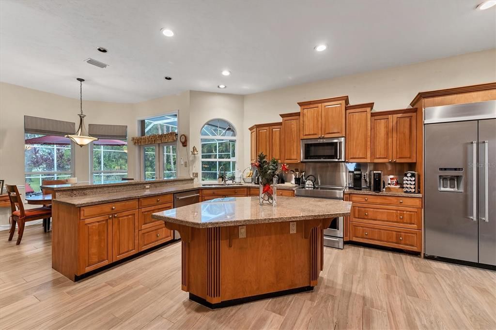 На продажу: $799,000 (4 спален, 3 ванн, 3076 Квадратных фут)