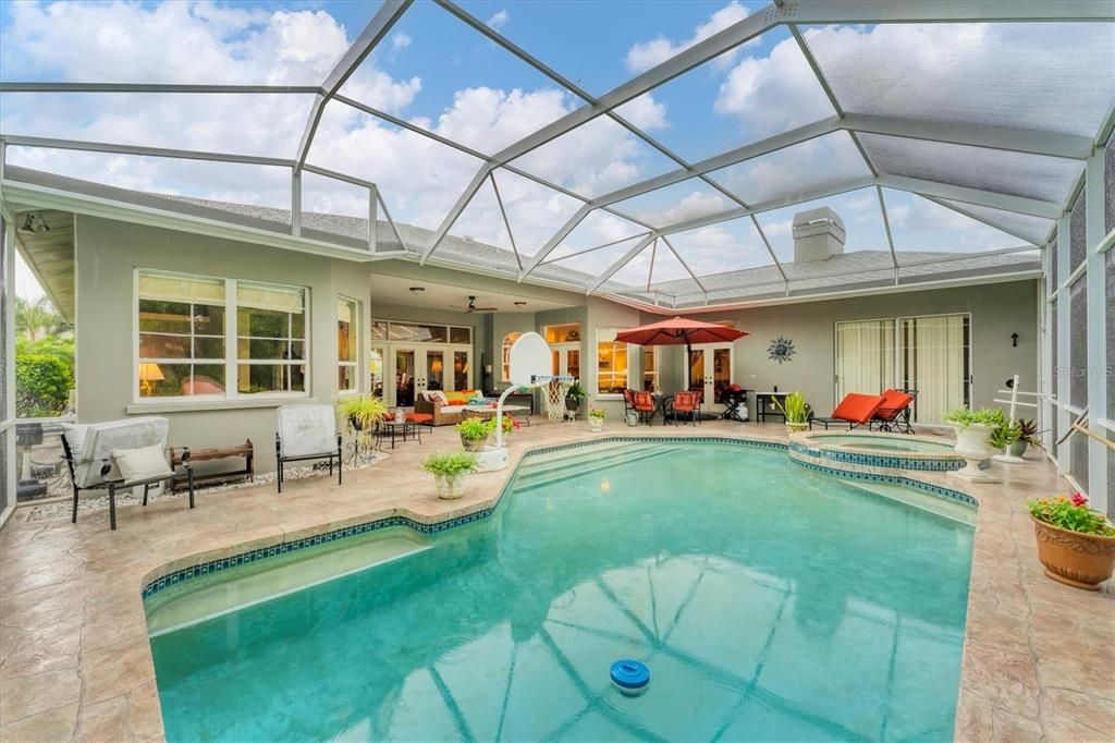 На продажу: $799,000 (4 спален, 3 ванн, 3076 Квадратных фут)