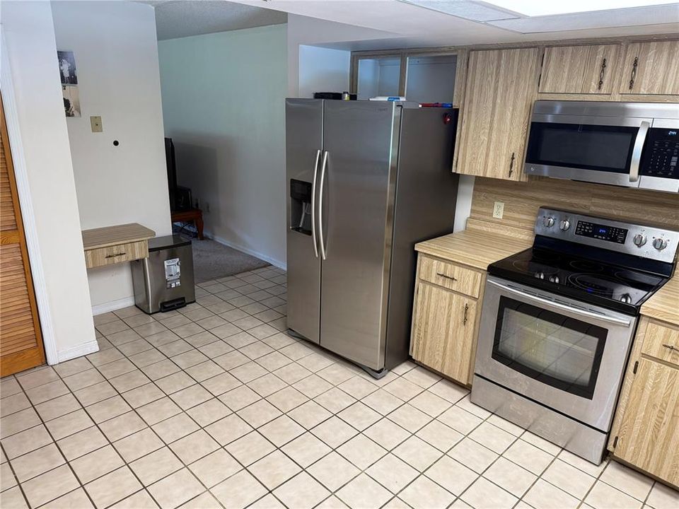 На продажу: $499,000 (3 спален, 2 ванн, 2385 Квадратных фут)