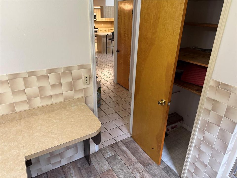 На продажу: $499,000 (3 спален, 2 ванн, 2385 Квадратных фут)