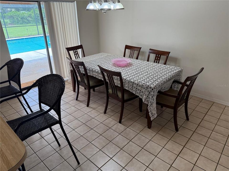 На продажу: $499,000 (3 спален, 2 ванн, 2385 Квадратных фут)