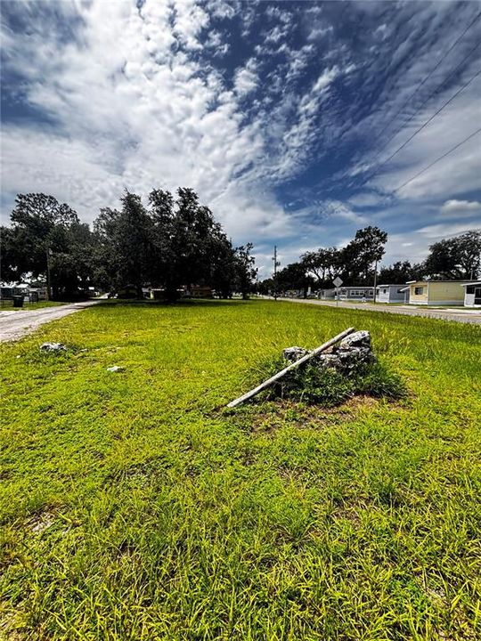 На продажу: $150,000 (0.39 acres)