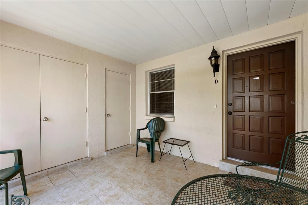 For Sale: $150,000 (2 beds, 2 baths, 1290 Square Feet)