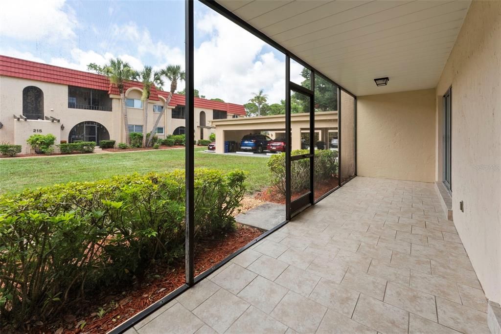 For Sale: $150,000 (2 beds, 2 baths, 1290 Square Feet)