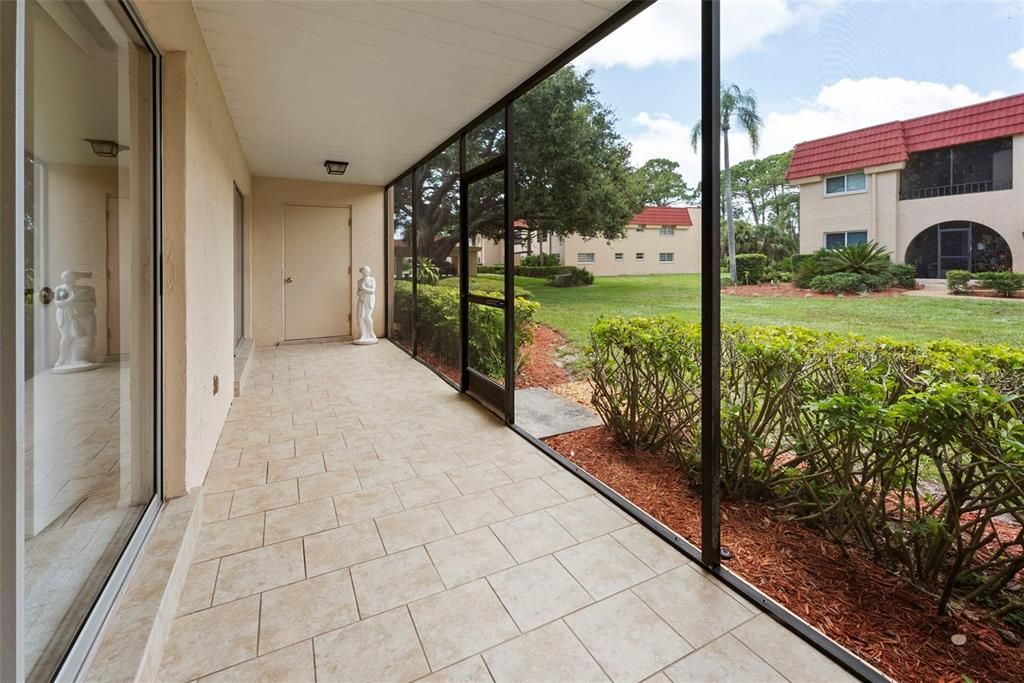 For Sale: $150,000 (2 beds, 2 baths, 1290 Square Feet)