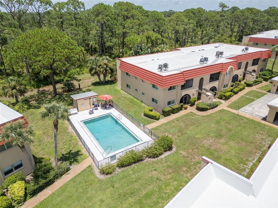 For Sale: $150,000 (2 beds, 2 baths, 1290 Square Feet)