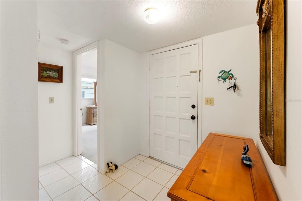 For Sale: $150,000 (2 beds, 2 baths, 1290 Square Feet)