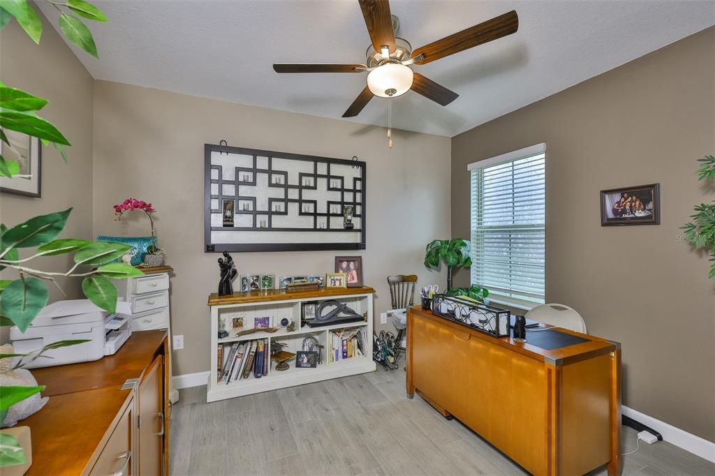 For Sale: $310,000 (2 beds, 2 baths, 1614 Square Feet)