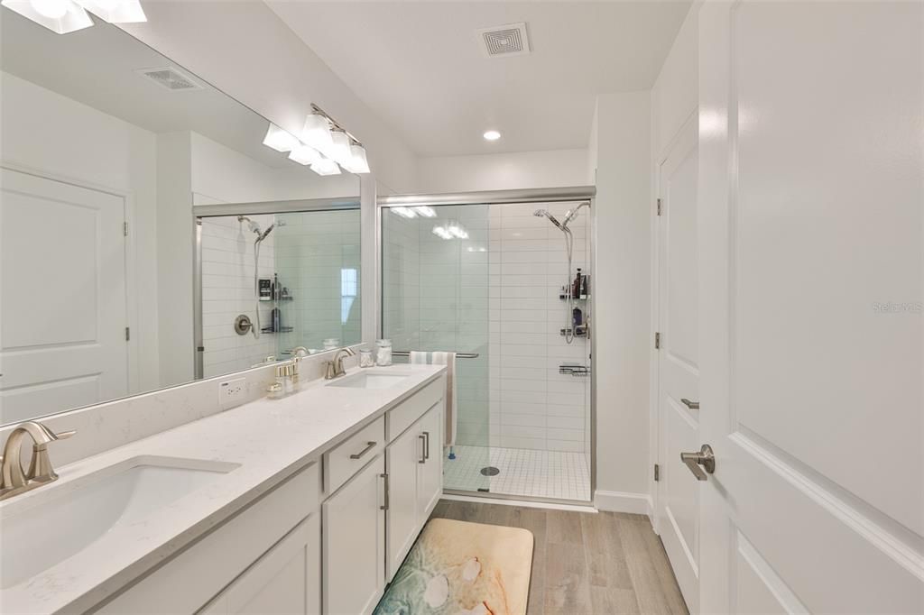 For Sale: $310,000 (2 beds, 2 baths, 1614 Square Feet)