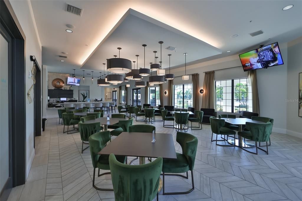 For Sale: $310,000 (2 beds, 2 baths, 1614 Square Feet)