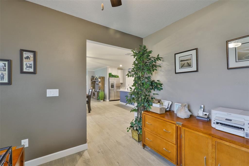 For Sale: $310,000 (2 beds, 2 baths, 1614 Square Feet)