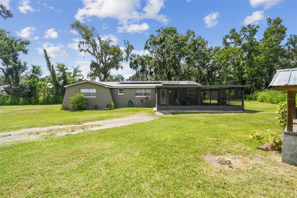 На продажу: $335,000 (3 спален, 1 ванн, 1304 Квадратных фут)