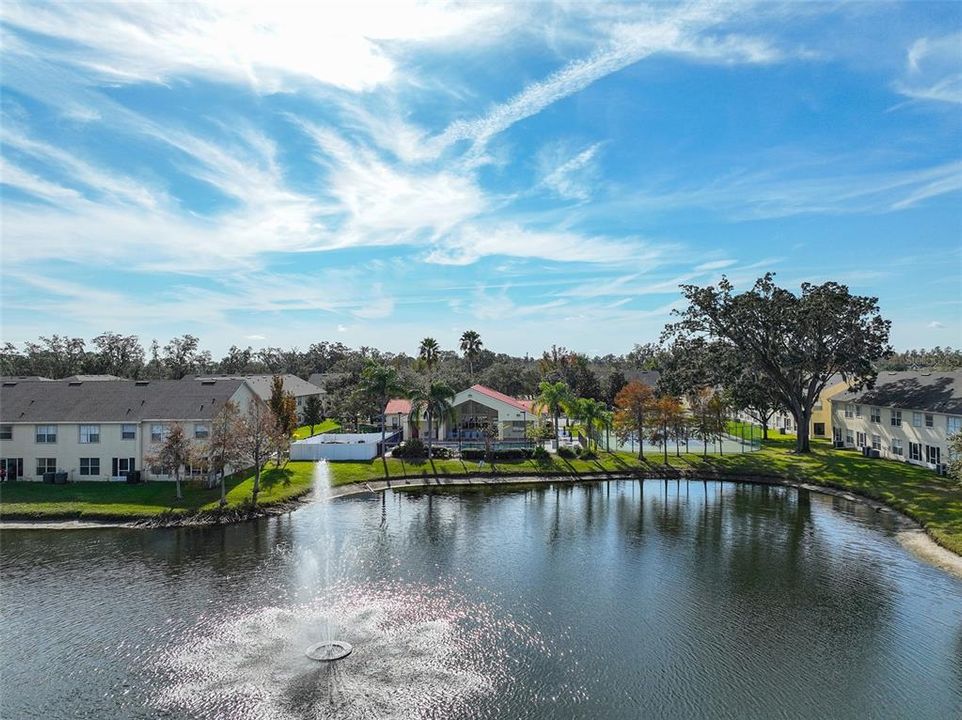 待售: $295,000 (4 贝兹, 3 浴室, 1880 平方英尺)