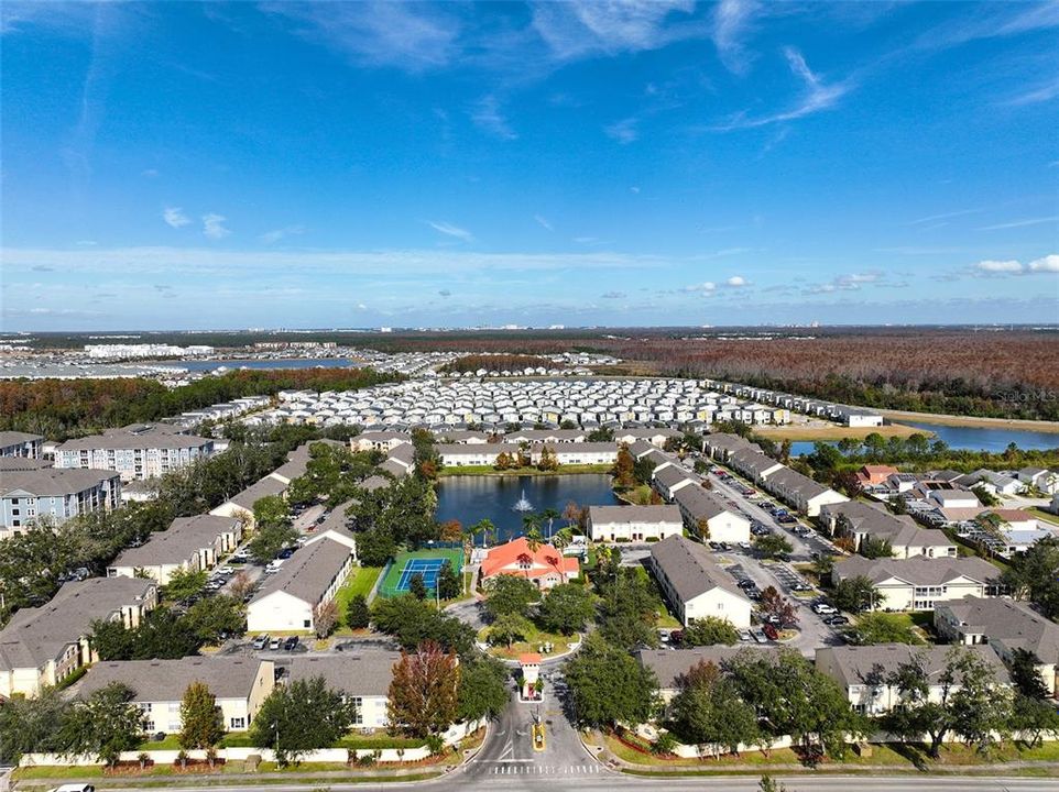 待售: $295,000 (4 贝兹, 3 浴室, 1880 平方英尺)