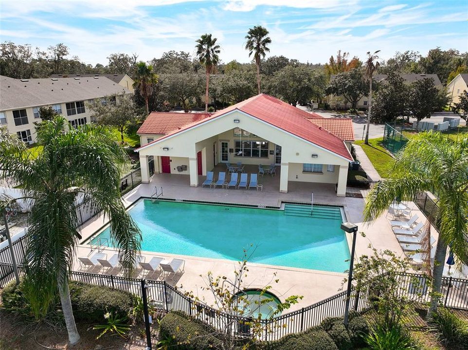 待售: $295,000 (4 贝兹, 3 浴室, 1880 平方英尺)