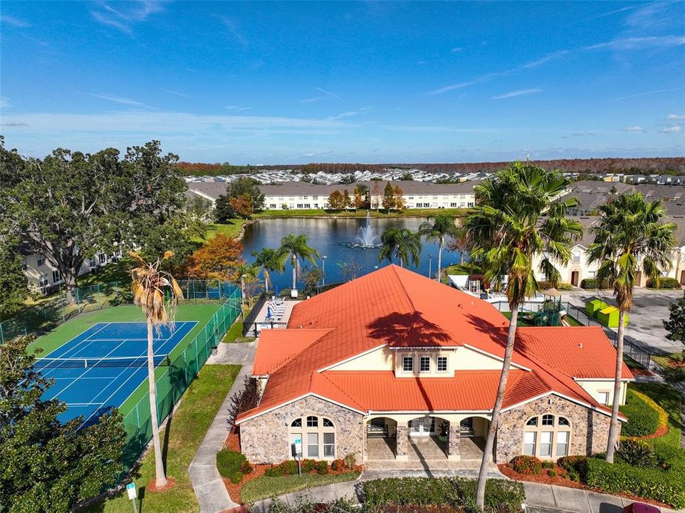 待售: $295,000 (4 贝兹, 3 浴室, 1880 平方英尺)