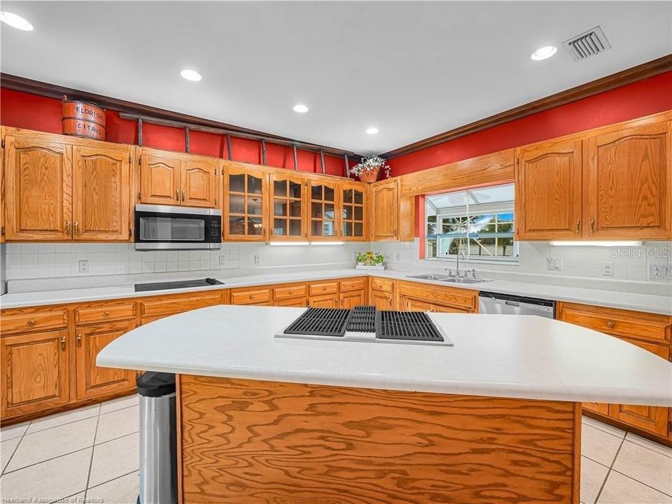 待售: $582,500 (4 贝兹, 3 浴室, 3258 平方英尺)