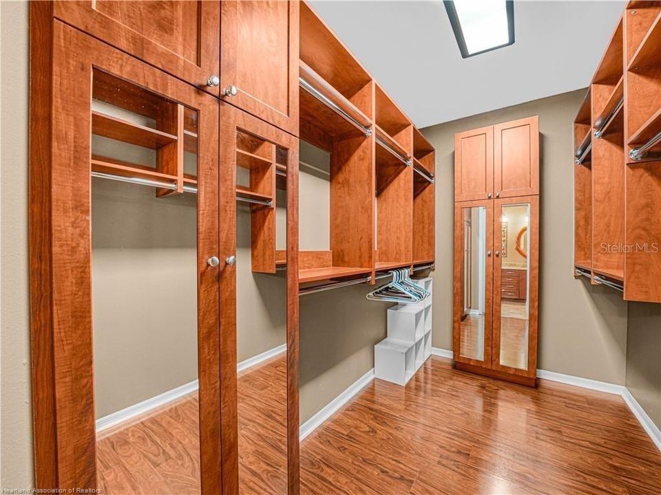 待售: $582,500 (4 贝兹, 3 浴室, 3258 平方英尺)