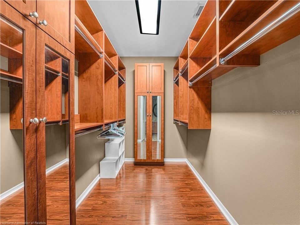 待售: $582,500 (4 贝兹, 3 浴室, 3258 平方英尺)