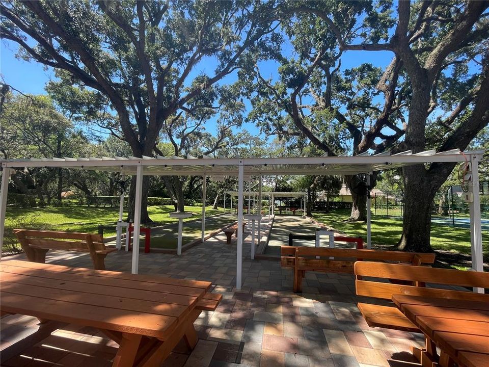 Под контрактом: $573,000 (4 спален, 3 ванн, 2847 Квадратных фут)