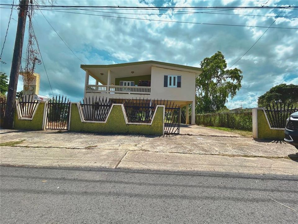 Vendido Recientemente: $199,225 (2 camas, 2 baños, 1229 Pies cuadrados)