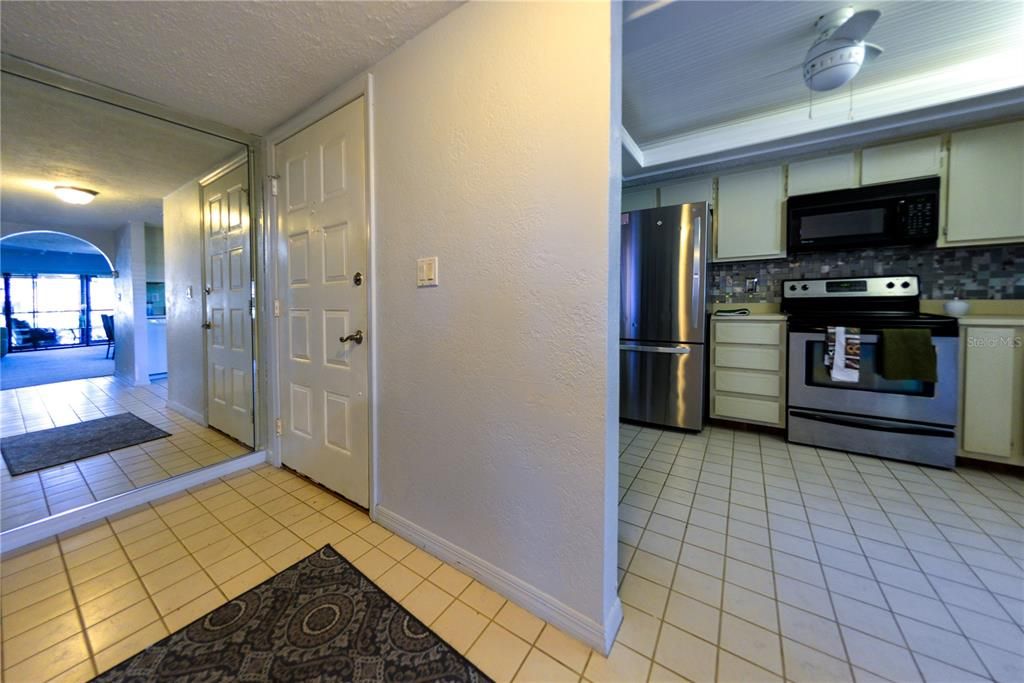 For Sale: $219,850 (3 beds, 2 baths, 1286 Square Feet)
