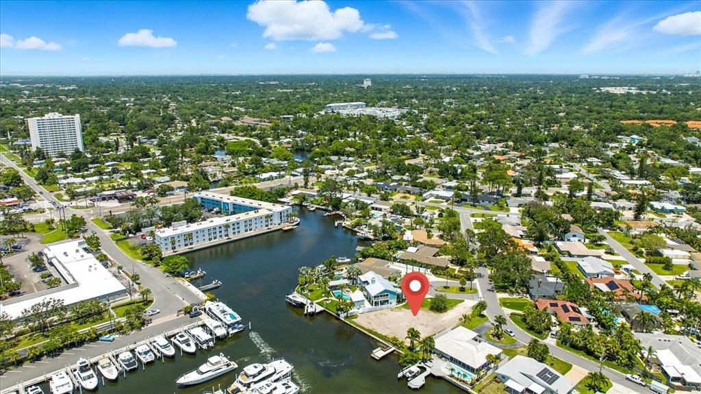 En Venta: $800,000 (0.63 acres)