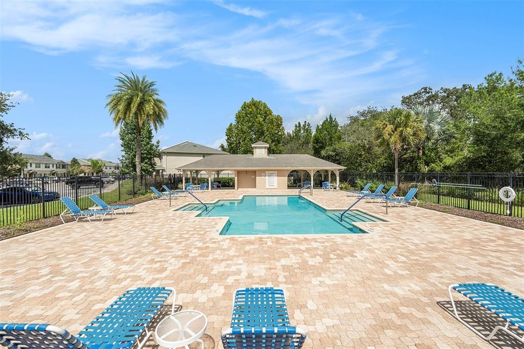 For Sale: $230,000 (2 beds, 2 baths, 1390 Square Feet)