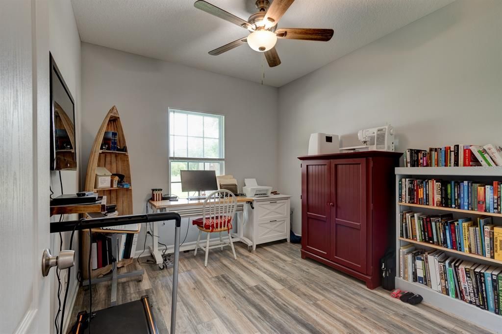 For Sale: $299,000 (3 beds, 2 baths, 1206 Square Feet)