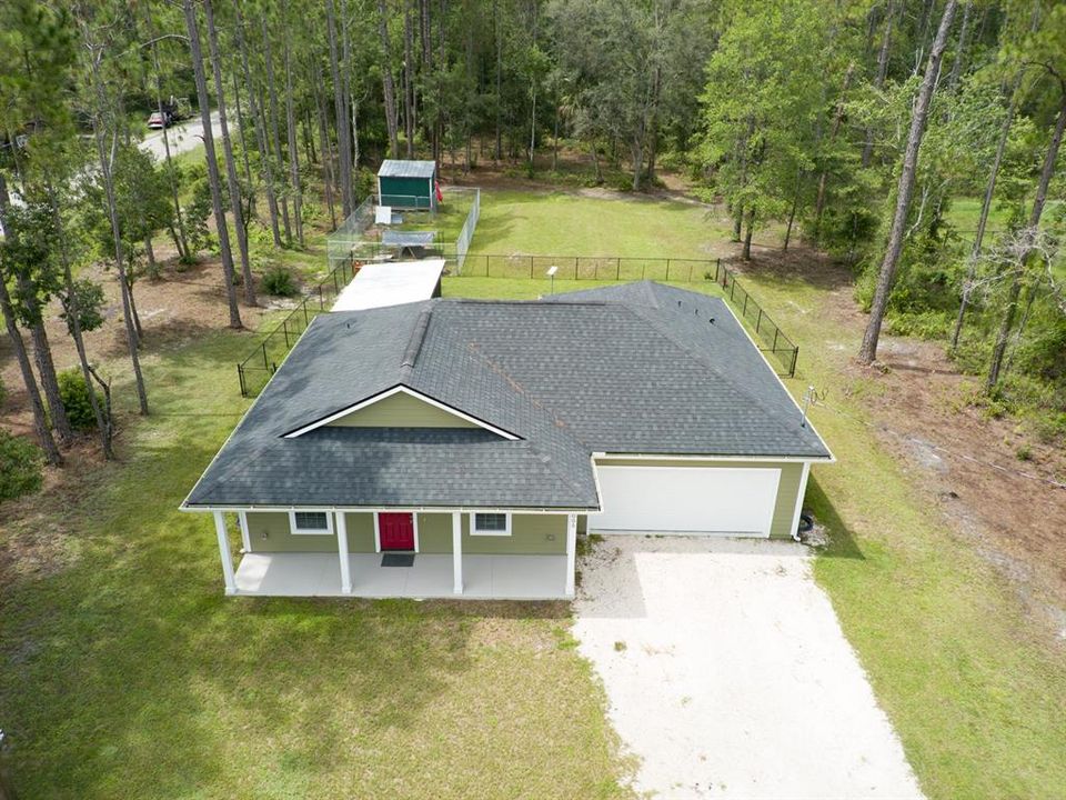 For Sale: $299,000 (3 beds, 2 baths, 1206 Square Feet)