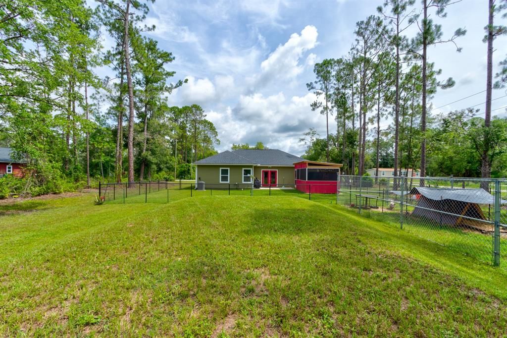 For Sale: $299,000 (3 beds, 2 baths, 1206 Square Feet)