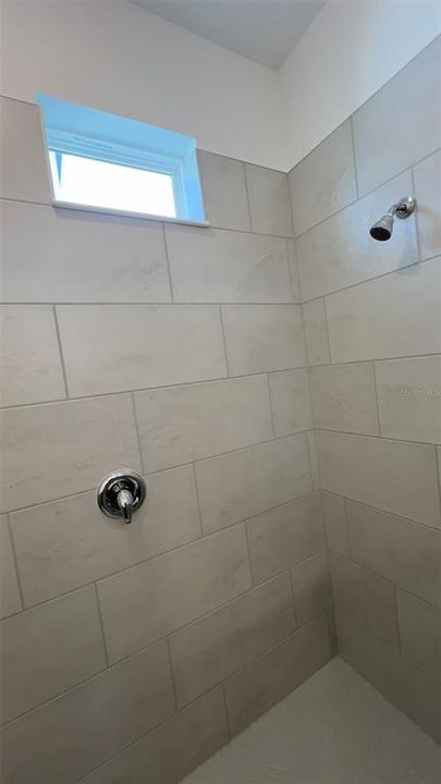 En Renta: $3,500 (4 camas, 2 baños, 2100 Pies cuadrados)