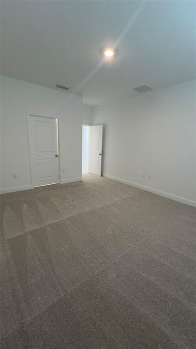 En Renta: $3,500 (4 camas, 2 baños, 2100 Pies cuadrados)