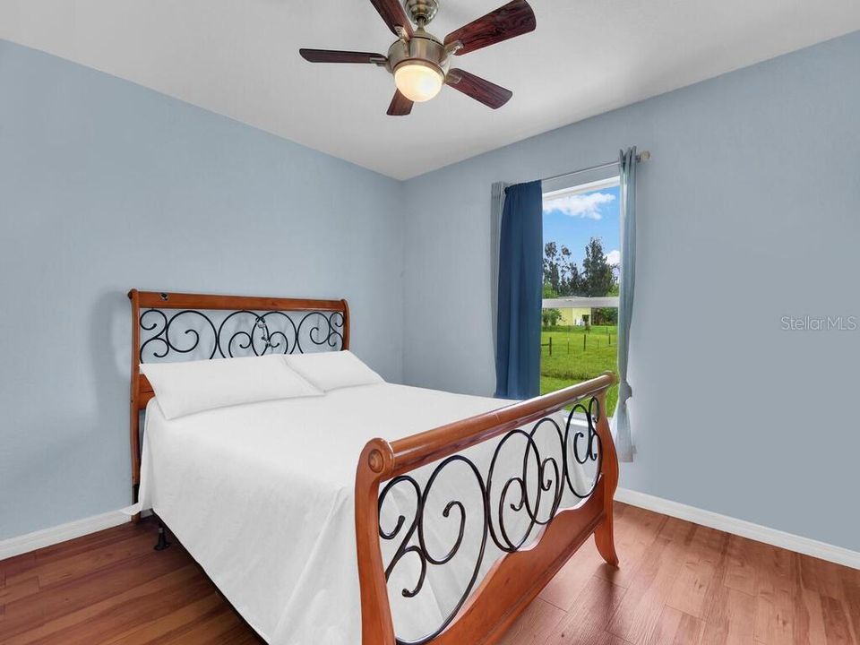 For Sale: $439,000 (3 beds, 2 baths, 1672 Square Feet)