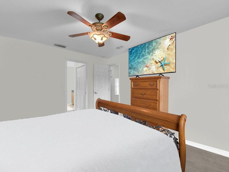 For Sale: $439,000 (3 beds, 2 baths, 1672 Square Feet)