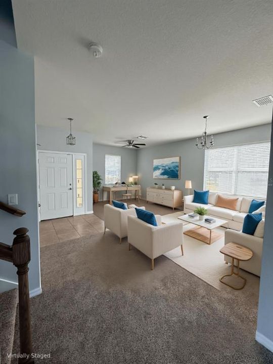 Под контрактом: $350,000 (4 спален, 2 ванн, 2394 Квадратных фут)