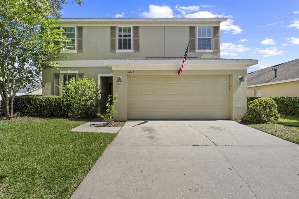 Под контрактом: $350,000 (4 спален, 2 ванн, 2394 Квадратных фут)