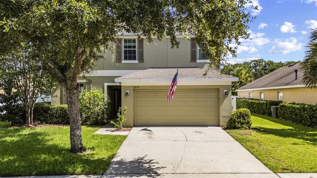 Под контрактом: $350,000 (4 спален, 2 ванн, 2394 Квадратных фут)