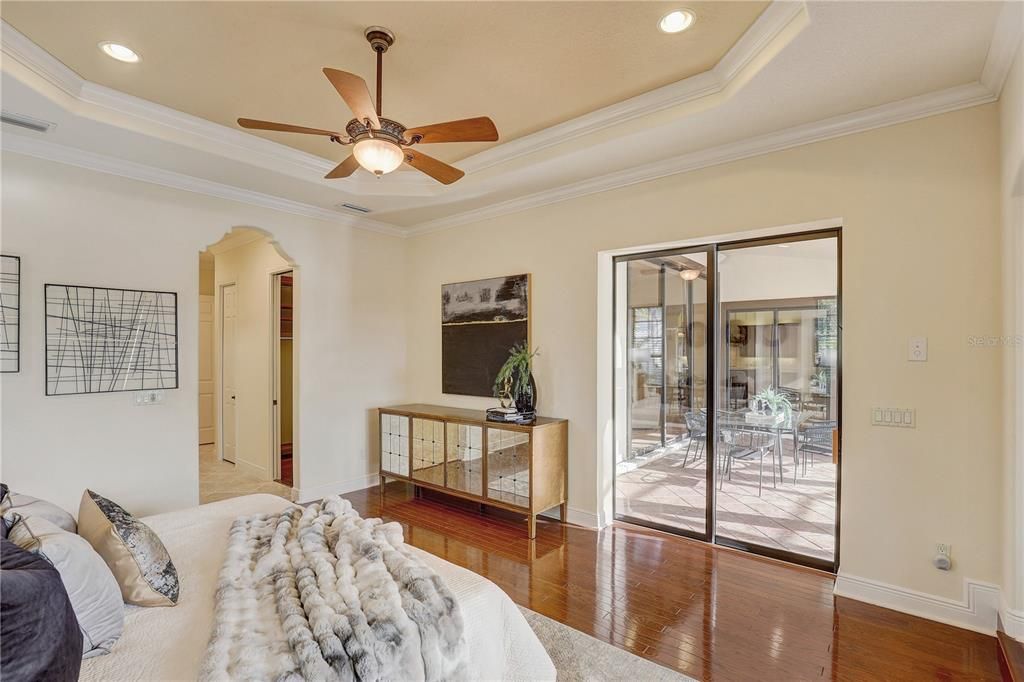 For Sale: $1,895,000 (4 beds, 3 baths, 4307 Square Feet)